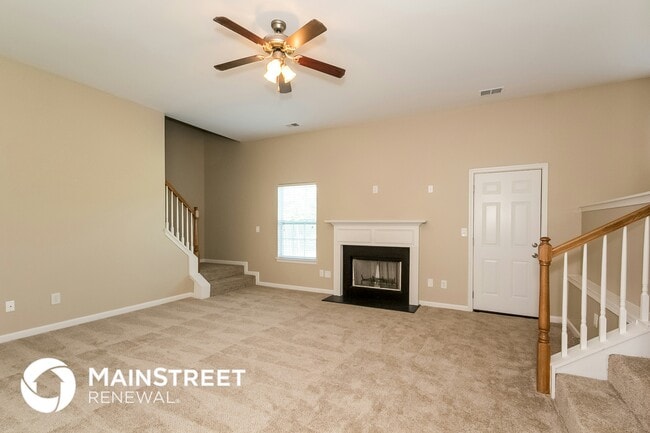 5563 Martin Ct in Ellenwood, GA - Building Photo - Building Photo