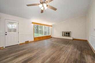 1520 N Yale Blvd in Wichita, KS - Foto de edificio - Building Photo