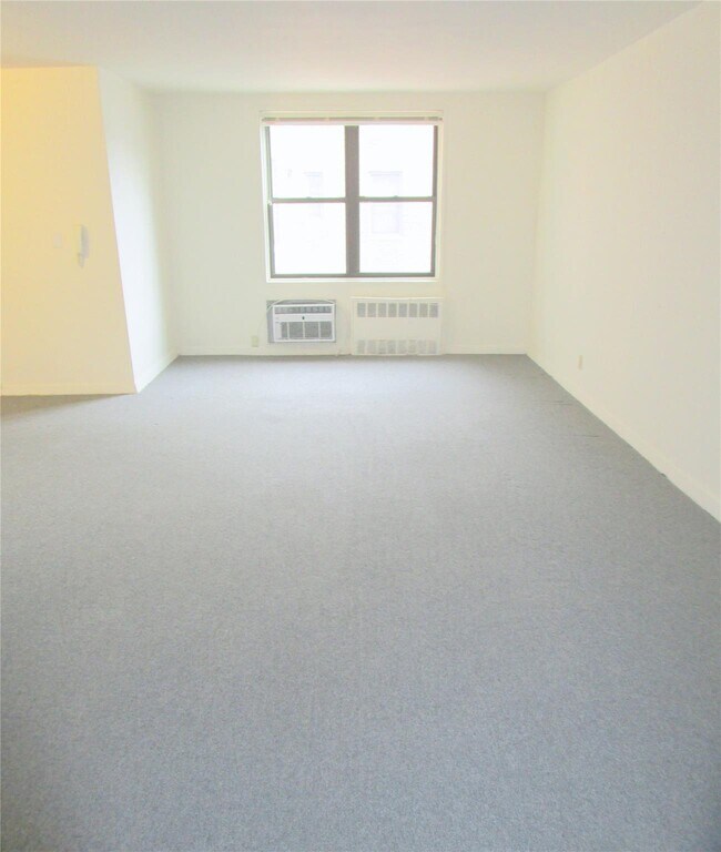 123 Valentine Ln in Yonkers, NY - Building Photo - Building Photo