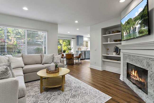 81 Plateau in Aliso Viejo, CA - Building Photo - Building Photo