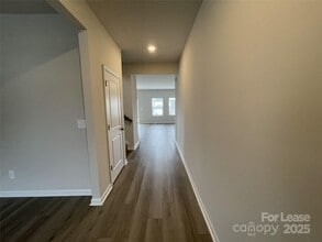110 Bird Dog Dr in Mooresville, NC - Building Photo - Building Photo