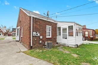 5566 Haverhill St in Detroit, MI - Building Photo - Building Photo