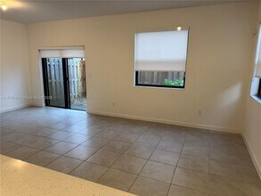 267 SW 159th Dr in Pembroke Pines, FL - Building Photo - Building Photo
