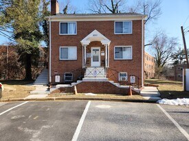 8201 Houston Ct in Takoma Park, MD - Building Photo
