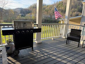 270 Creatwood Trail in Vilas, NC - Building Photo - Building Photo