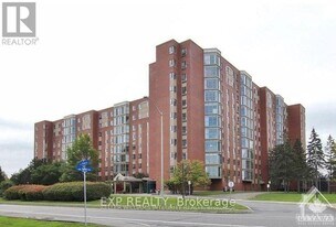 960 Teron Rd in Ottawa, ON - Building Photo