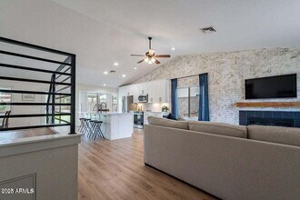 15026 S 28th St in Phoenix, AZ - Building Photo - Building Photo