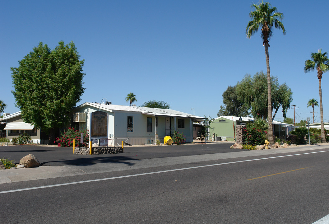 Aire Libre MHP in Phoenix, AZ - Building Photo