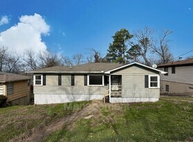 2108 25th St N in Birmingham, AL - Building Photo
