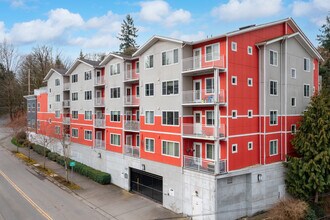 Ballinger Gateway in Shoreline, WA - Foto de edificio - Building Photo