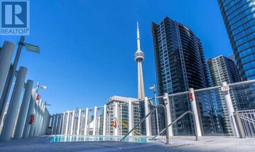 10-4410 York St in Toronto, ON - Building Photo - Building Photo