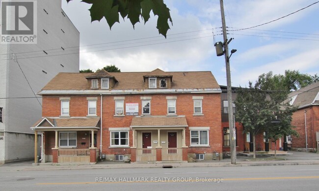 260 Bronson Ave