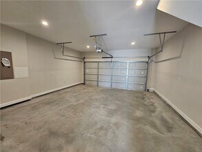 2591 Ocean Walk Dr in Atlanta, GA - Building Photo - Building Photo
