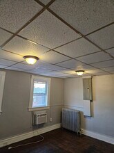 823 Main St, Unit 2F in Arlington, NY - Building Photo - Building Photo