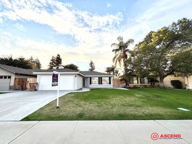 property at 3115 Starside Dr