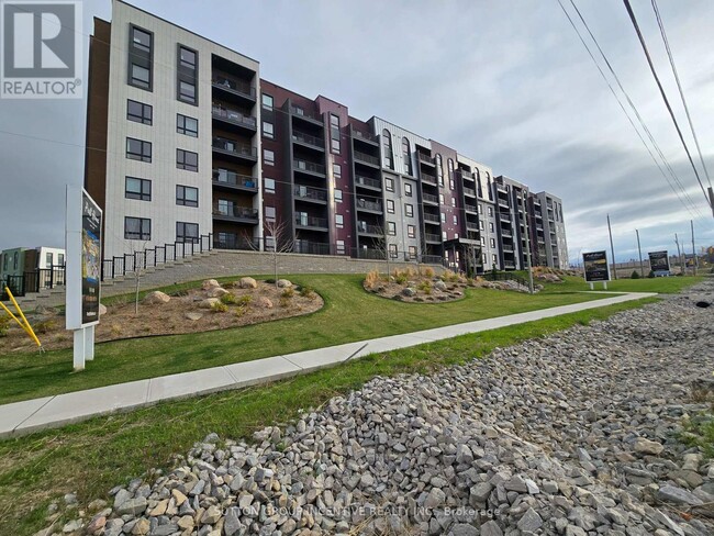 4-104 Spice Wy