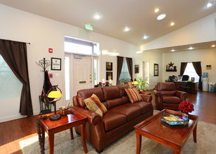 Yorkshire Village Apartments in Lubbock, TX - Building Photo - Interior Photo