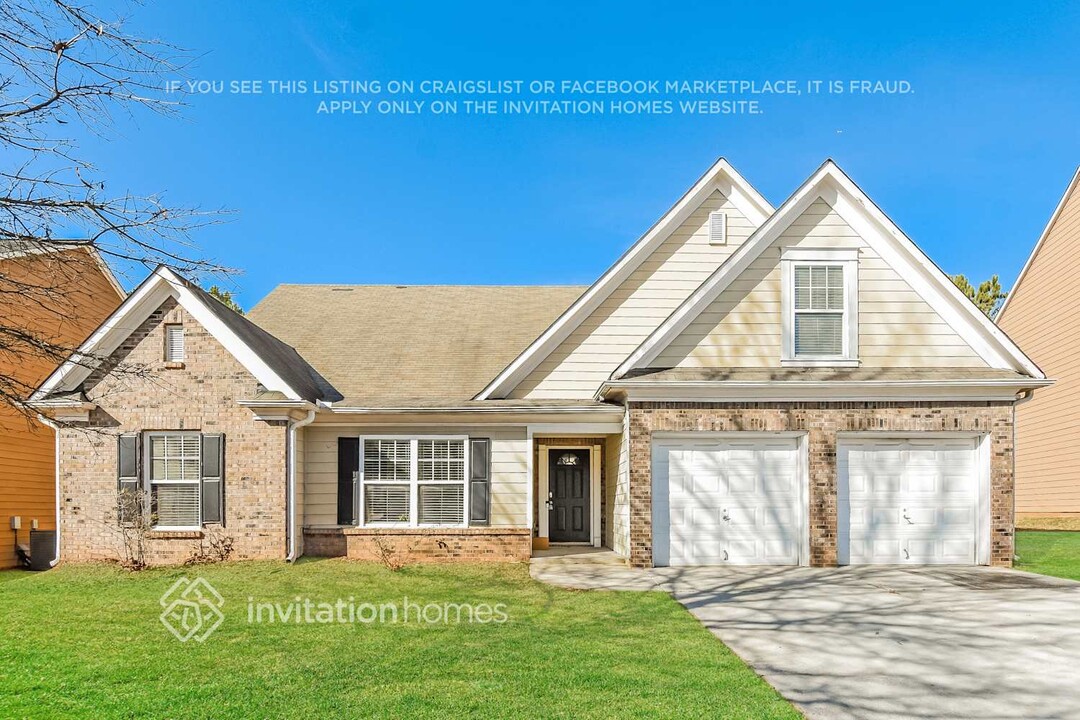 1137 Balvaird Dr SE in Lawrenceville, GA - Building Photo