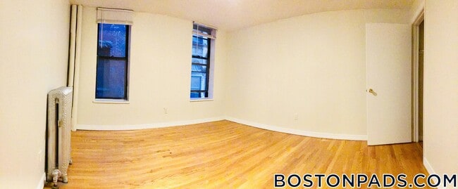 315 Huntington Ave in Boston, MA - Foto de edificio - Building Photo