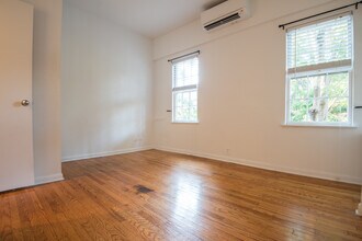 2110 Lombard St in Philadelphia, PA - Building Photo - Building Photo