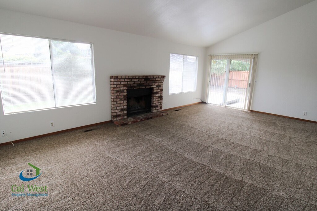 17256 James Lex Ln Rentals in Hill, CA