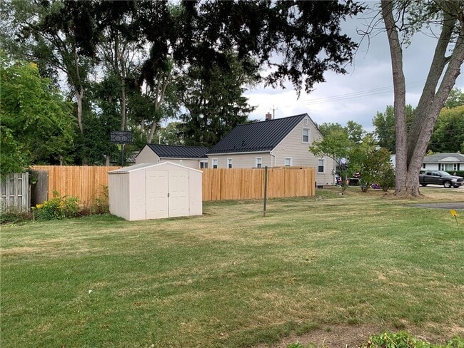 property at 1/2 Elmgrove Rd