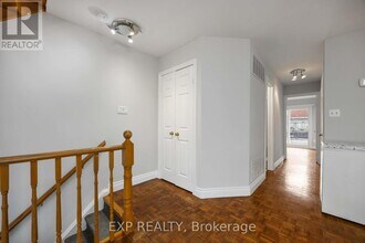 211 Dovercourt Rd in Toronto, ON - Building Photo - Building Photo