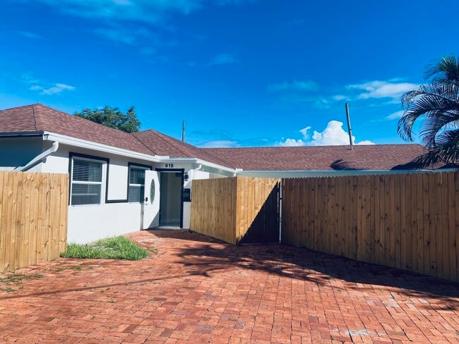 property at 615 NE 2nd Ave