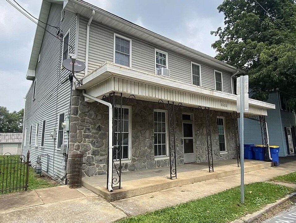 6600 Carlisle Pike in Mechanicsburg, PA - Building Photo