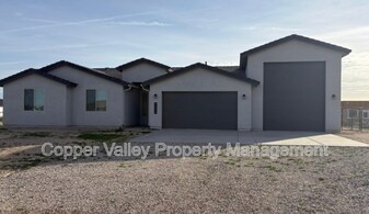20273 W Wolf St in Litchfield Park, AZ - Building Photo