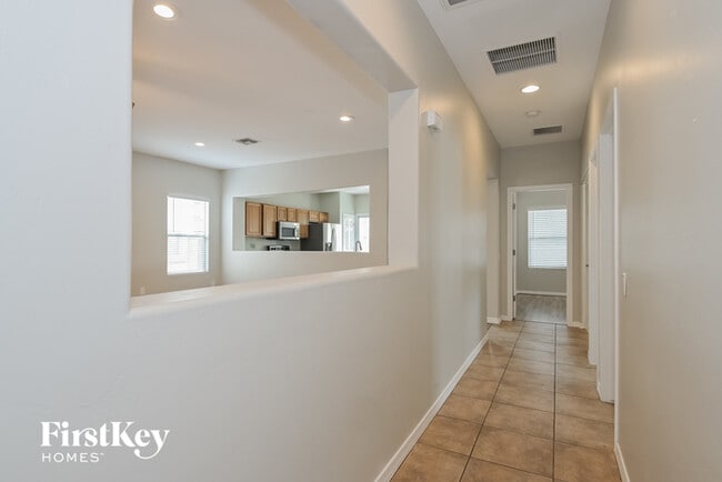 9657 N Deimos Dr in Tucson, AZ - Building Photo - Building Photo