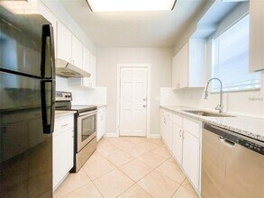 800 W Frances Ave in Tampa, FL - Building Photo - Building Photo