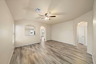 20306 Silent Vale Ln in Katy, TX - Building Photo - Building Photo