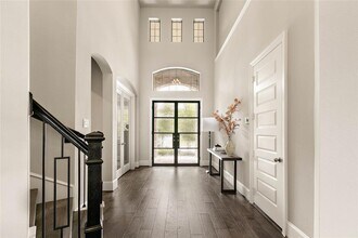 16 Violet Sunset Ln in Tomball, TX - Building Photo - Building Photo
