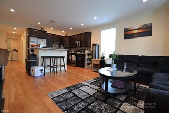 15 Sparhawk St in Boston, MA - Building Photo - Building Photo