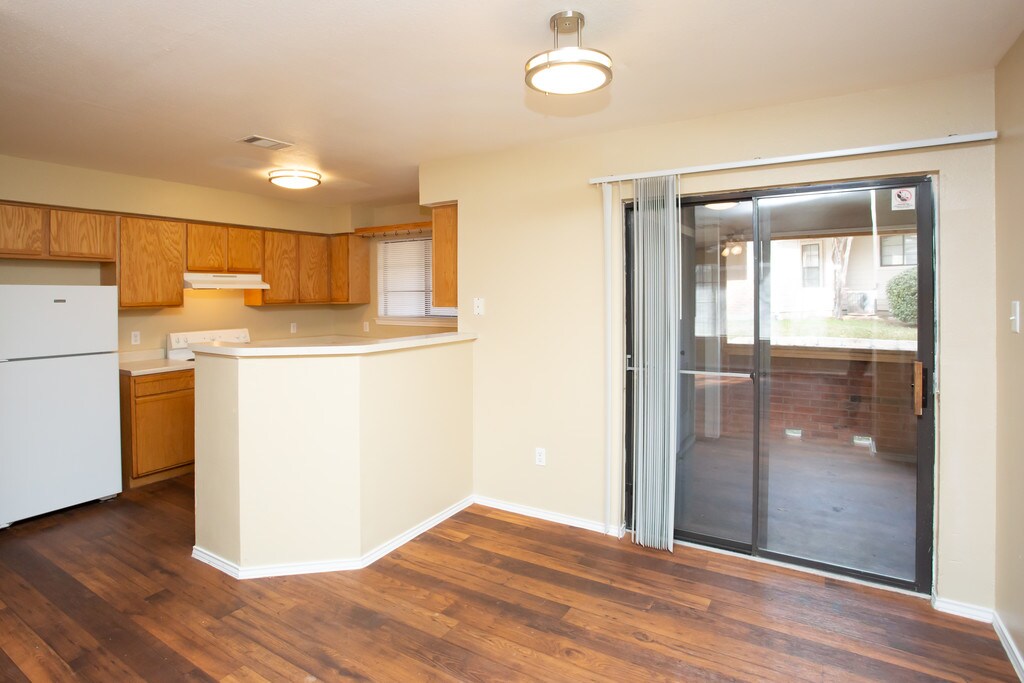 Village at Fox Creek Killeen, TX Apartments