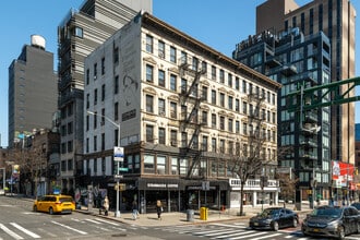 117 Orchard St in New York, NY - Building Photo - Building Photo