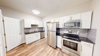 2437 Indianola Ave in Columbus, OH - Building Photo