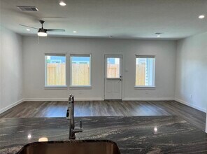 3016 La Latina Dr in Houston, TX - Building Photo - Building Photo