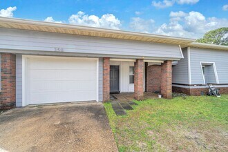 358 Kepner Dr NE in Fort Walton Beach, FL - Building Photo - Building Photo