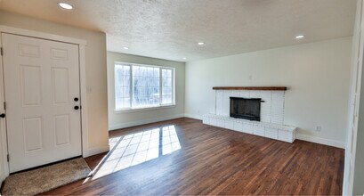 350 W 2575 N in Sunset, UT - Building Photo - Building Photo