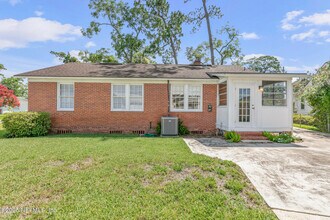 2238 Southampton Rd in Jacksonville, FL - Building Photo - Building Photo
