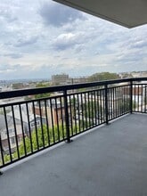 500 Central Ave in Union City, NJ - Building Photo - Building Photo