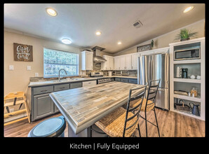 202 Muchachita Ave in Cloudcroft, NM - Building Photo - Building Photo