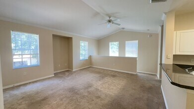 2452 57th Cir in Vero Beach, FL - Building Photo - Building Photo
