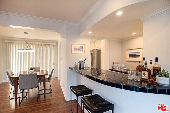 930 S Bedford St in Los Angeles, CA - Building Photo - Building Photo