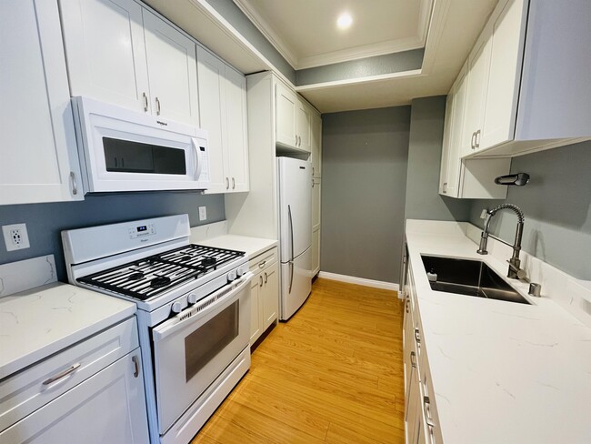 property at 11225 Peach Grove St
