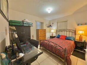 6137 Garfield St in Hollywood, FL - Building Photo - Building Photo