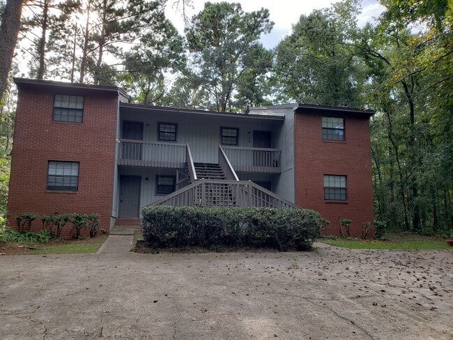property at 2993 Woodrich Dr