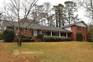 2433 Shipshire Pl in Snellville, GA - Building Photo